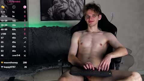 Snapshot of valdi_light chatting on September 24, 5:07 am valdi_light online show from September 24, 5:07 am