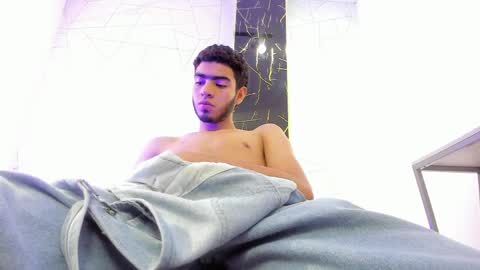 VALENTIN  online show from April 6, 4:46 am