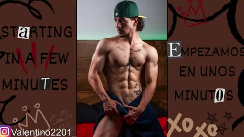 Valentino - 15 OFF valentino2201 online show from April 16, 3:39 am