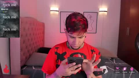 Manuel online show from January 18, 8:00 pm