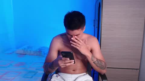Snapshot of valentinosex_1 chatting on October 5, 8:02 pm VALENTINO online show from October 5, 8:02 pm