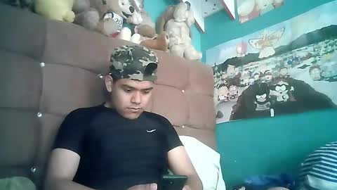 Snapshot of valesh20 chatting on October 1, 7:29 pm Valesh19 online show from October 1, 7:29 pm