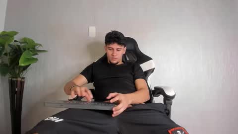 Valentino online show from March 24, 9:08 pm