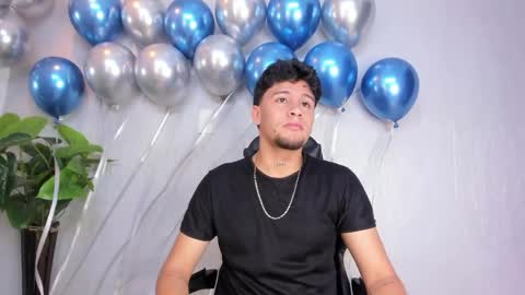 Valentino online show from March 30, 11:22 am