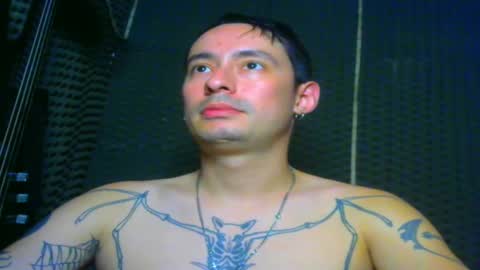 vampireathome online show from March 4, 5:42 am