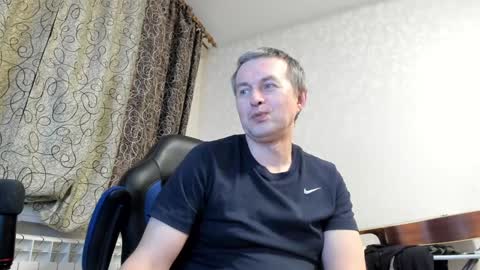 Snapshot of vano_822 chatting on January 4, 8:27 pm vano_822 online show from January 4, 8:27 pm