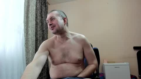 vano_822 online show from May 5, 5:42 am