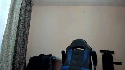 vano_822 online show from April 23, 5:12 am