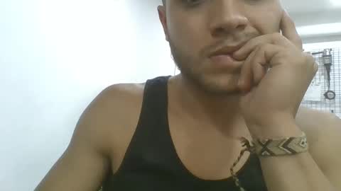 paulo robles online show from February 26, 12:16 am