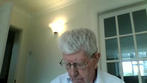 Snapshot of vassus chatting on December 2, 12:27 pm vassus online show from December 2, 12:27 pm
