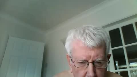 Snapshot of vassus chatting on March 11, 12:28 pm vassus online show from March 11, 12:28 pm