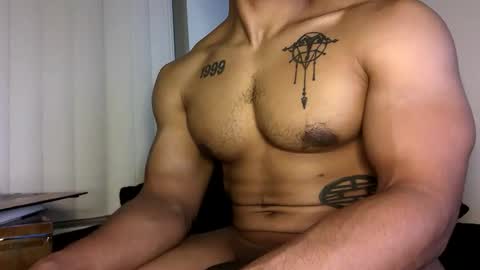 Vegas Love online show from November 6, 10:40 am