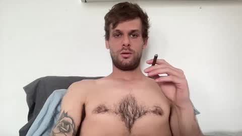 Joeyyy online show from April 25, 6:49 pm