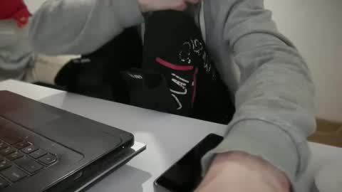 velian_hard online show from December 5, 11:01 pm