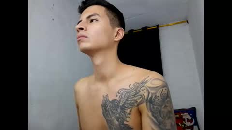 Snapshot of velk_hot1 chatting on January 4, 2:56 am velk_hot1 online show from January 4, 2:56 am