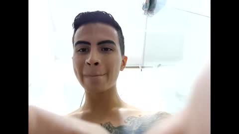 Snapshot of velk_hot1 chatting on January 11, 7:59 pm velk_hot1 online show from January 11, 7:59 pm