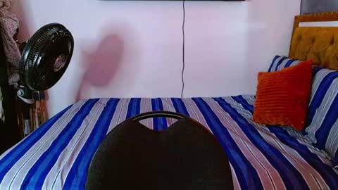 velk_hot1 online show from June 9, 8:10 pm