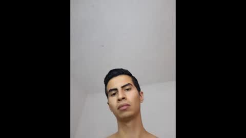 Snapshot of velk_hot1 chatting on February 14, 4:41 pm velk_hot1 online show from February 14, 4:41 pm