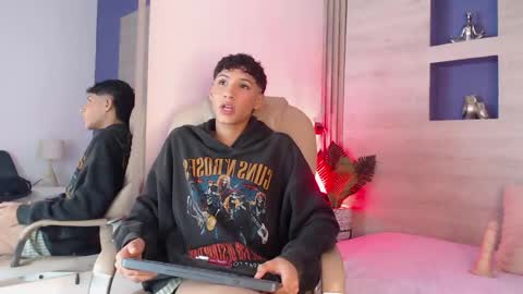 An online show from April 28, 4:06 am