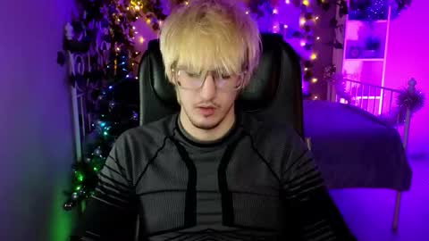 velvetbite online show from January 9, 10:31 am