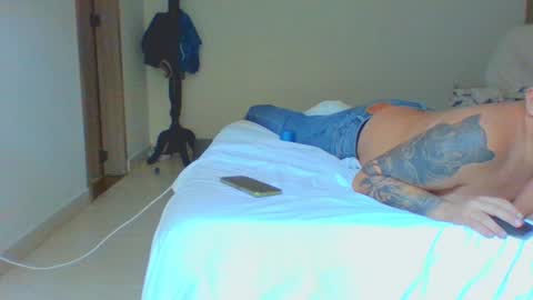 Snapshot of vergagolosa22 chatting on February 18, 7:43 pm vergagolosa22 online show from February 18, 7:43 pm