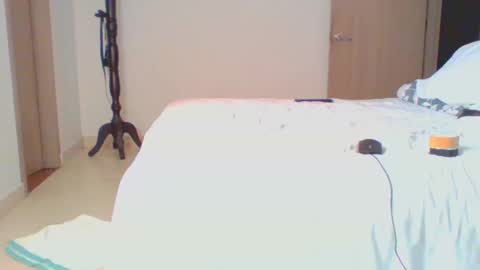 Snapshot of vergagolosa22 chatting on March 1, 2:04 am vergagolosa22 online show from March 1, 2:04 am