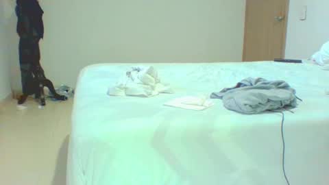Snapshot of vergagolosa22 chatting on March 8, 6:19 am vergagolosa22 online show from March 8, 6:19 am
