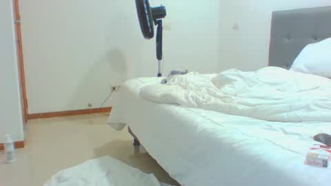 Snapshot of vergagolosa22 chatting on September 23, 6:46 am vergagolosa22 online show from September 23, 6:46 am