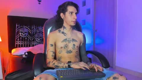 vergil_noir online show from May 9, 5:41 am