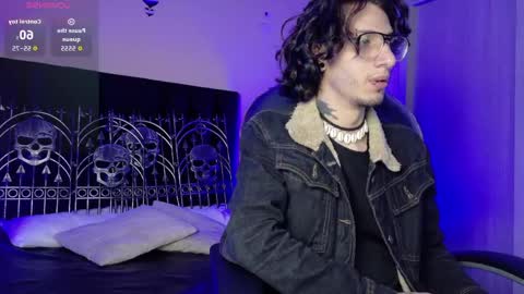 vergil_noir online show from June 9, 6:15 am
