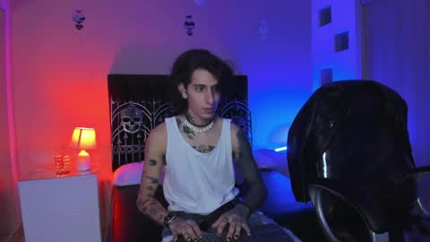 vergil_noir online show from April 29, 4:39 am