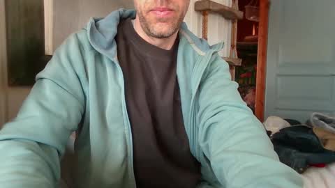 John online show from April 9, 6:19 am