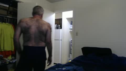 Snapshot of veryveryhairmanindenver chatting on September 13, 12:22 am hairy man online show from September 13, 12:22 am