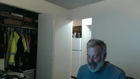 hairy man online show from October 18, 12:15 am