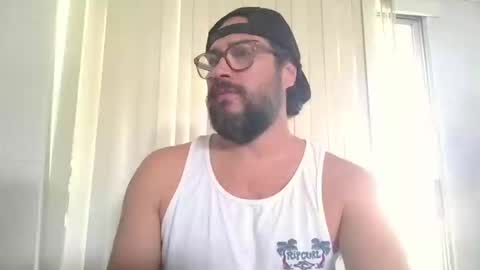 vesturelove online show from September 17, 5:58 pm