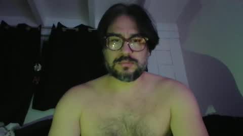 Snapshot of vesturelove chatting on October 25, 6:04 am vesturelove online show from October 25, 6:04 am