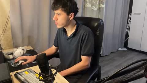 vialeras online show from January 9, 1:05 pm