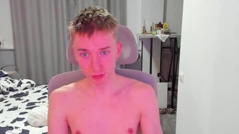 vibemygirl online show from December 20, 12:45 pm