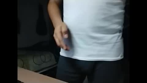 vic__c9093 online show from February 24, 5:54 am