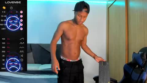 vick_prince online show from May 16, 2:53 am