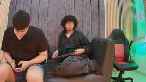 VICO  online show from April 5, 1:07 pm