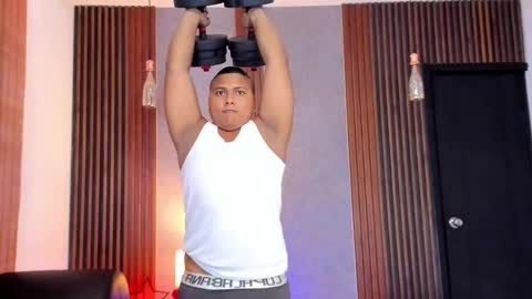 victor_flame_ online show from December 22, 12:35 pm