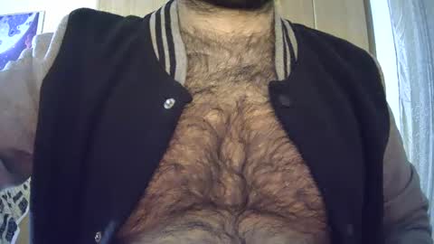 Snapshot of victorhume chatting on March 12, 11:12 pm VictorHume online show from March 12, 11:12 pm