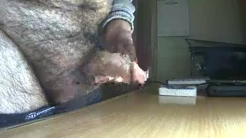 Snapshot of victorhume chatting on January 3, 11:55 pm VictorHume online show from January 3, 11:55 pm