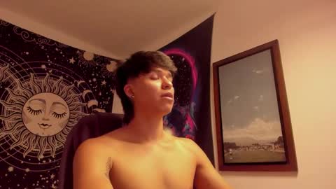 Victorino Jhonson online show from May 1, 9:50 pm