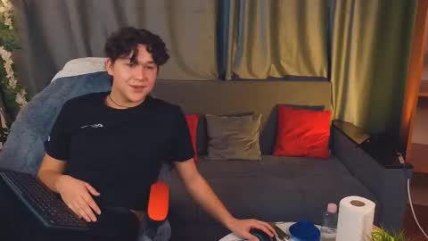 Shane online show from February 7, 9:27 am