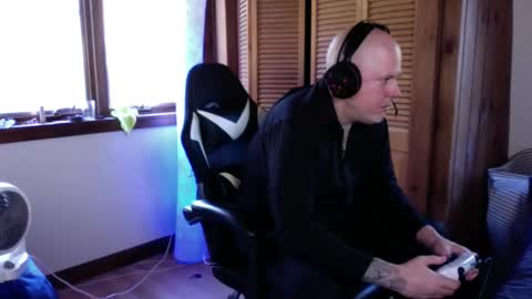 Victor Sin online show from May 10, 9:38 pm