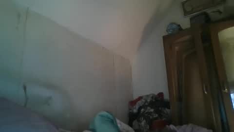 Snapshot of vids1977 chatting on March 10, 8:39 am vids1977 online show from March 10, 8:39 am