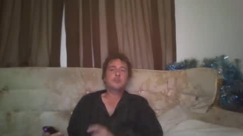 vids1977 online show from October 13, 2:06 am