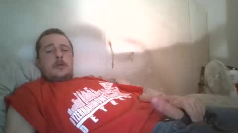 Snapshot of vids1977 chatting on January 6, 2:58 pm vids1977 online show from January 6, 2:58 pm